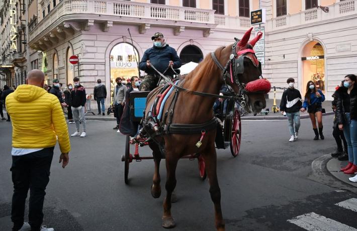Roma'da atlı faytonlara yasak geldi