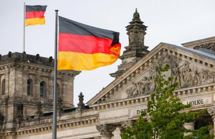 Almanya 10 Ocak'a kadar kapanıyor