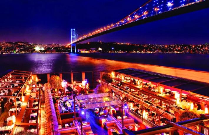 Bir dönemin dünyaca ünlü gece kulübüydü... Şimdi ise icradan satılıyor