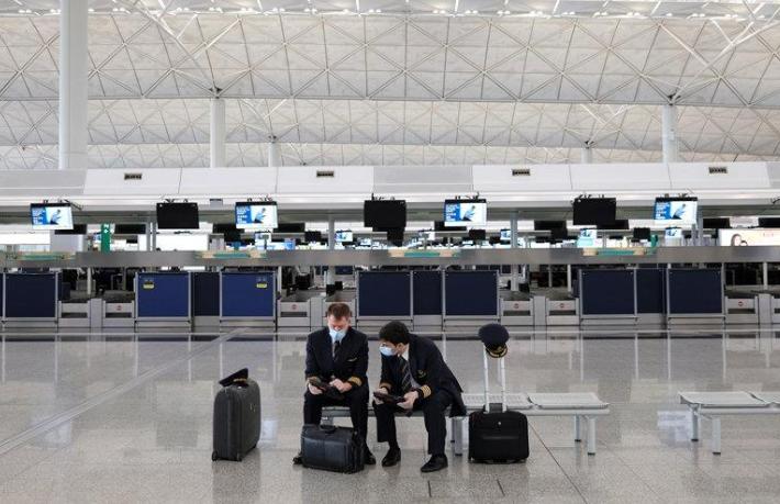 Suudi Arabistan bütün sınırlarını kapattı