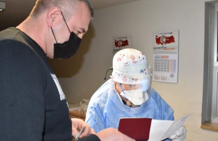 Türkiye'ye girişte test zorunluluğu uygulaması başladı