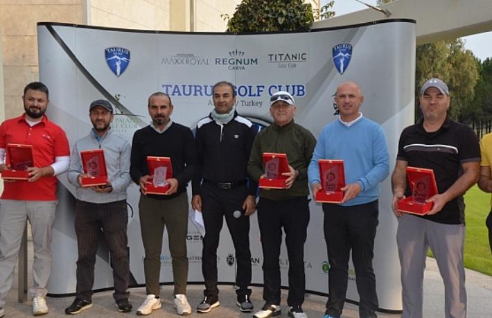 Turizmci Mahmud Var, golf turnuvasıyla anıldı