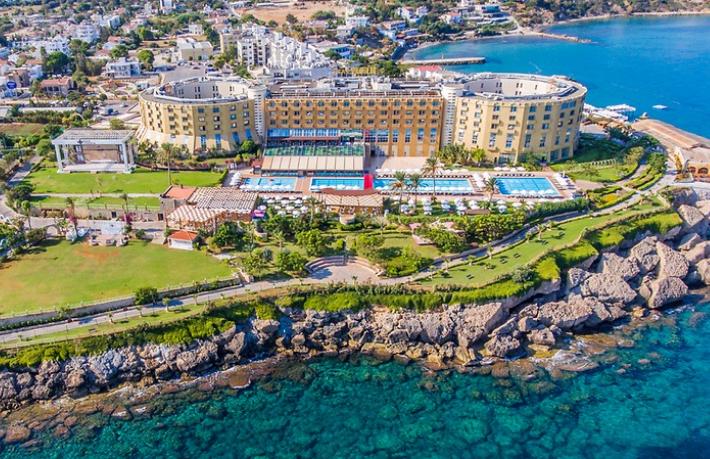 Merit Otelleri yeniden kapandı