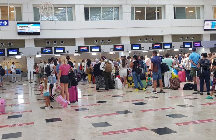 Turist sayısı yüzde 69 düştü