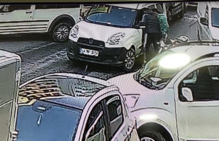 Moğol turisti önce dövdüler sonra gasp ettiler