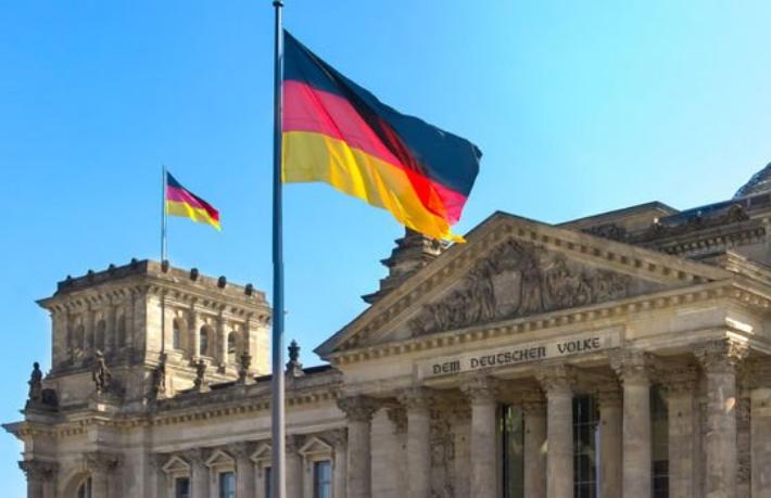Almanya’da kısıtlamalar uzatılacak