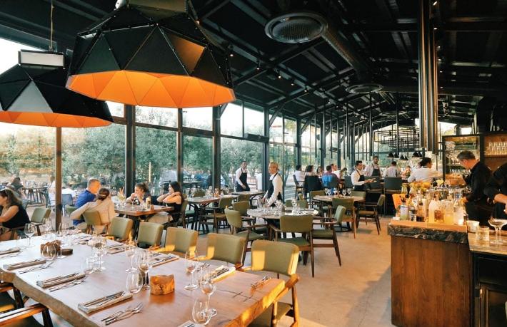 Restoran yasaklarına 'Otel müşterisi' kılıfı