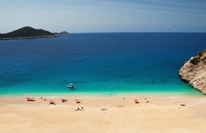 Turizm sezonu öncesi mavi bayraklı plajlar arttı