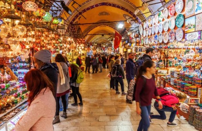 Kapalıçarşı’da aidat zammı isyanı çıktı