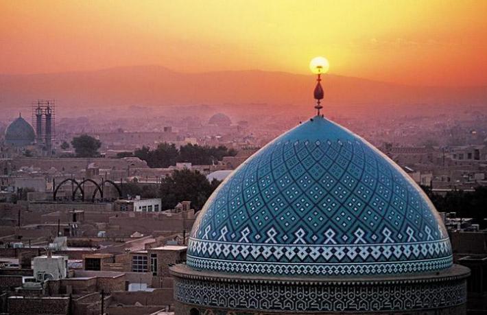 15 turist sahte Covid-19 testiyle İran'a girmeye çalıştı