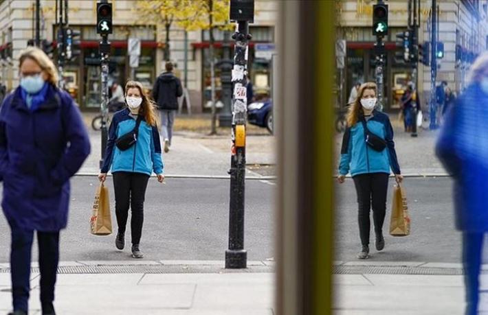Almanya’da sabaha karşı çok sert Covid-19 önlemleri... Marketler bile kapalı olacak