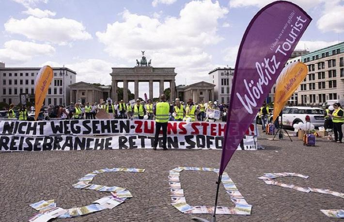 Almanya’da turizmciler yine sokağa çıkacak
