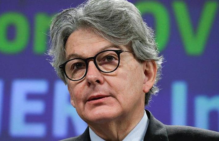 Avrupa Birliği, turizm sezonu için aşılamanın hızlandırılmasını istiyor