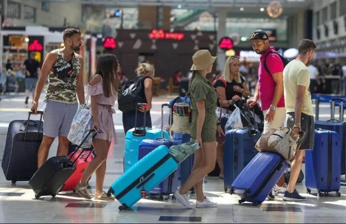 İngiliz turistlerin en çok tercihi Türkiye ve Yunanistan