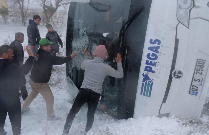 Konya’da iki tur otobüsü kazası: Bir Rus turist hayatını kaybetti