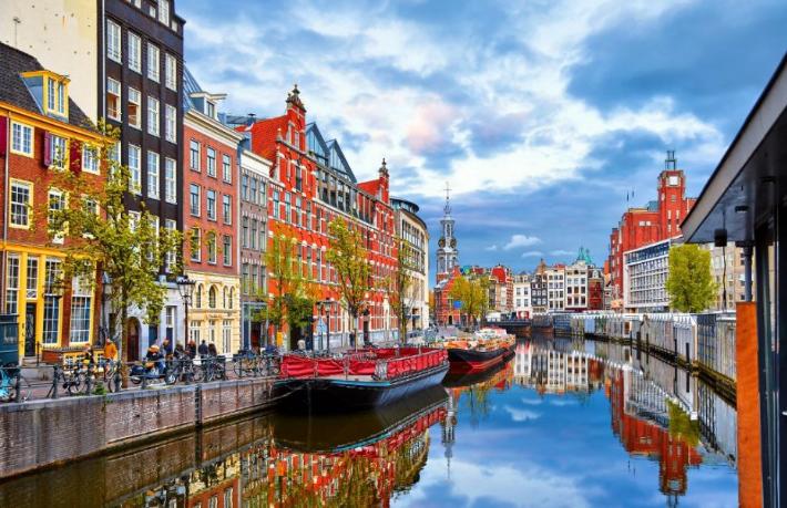 Hollanda'dan yeni kısıtlama kararı