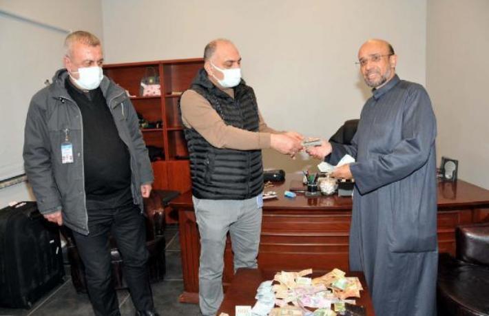 Kuveytli turistin büyük sevinci... Takside unuttuğu 200 Bin Lirası bulundu