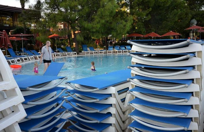 Uçuş kısıtlaması turizmi durma noktasına getirdi… Oteller bir bir kapanacak