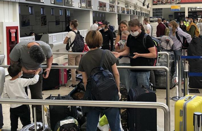 40 bin Rus turist Türkiye’den tahliye edildi
