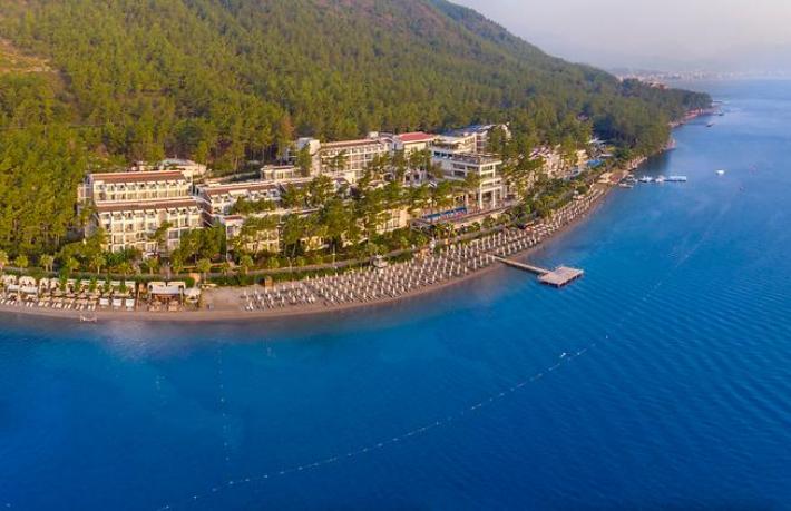 Marmaris'e sezonun ilk yabancı turist kafilesi geliyor