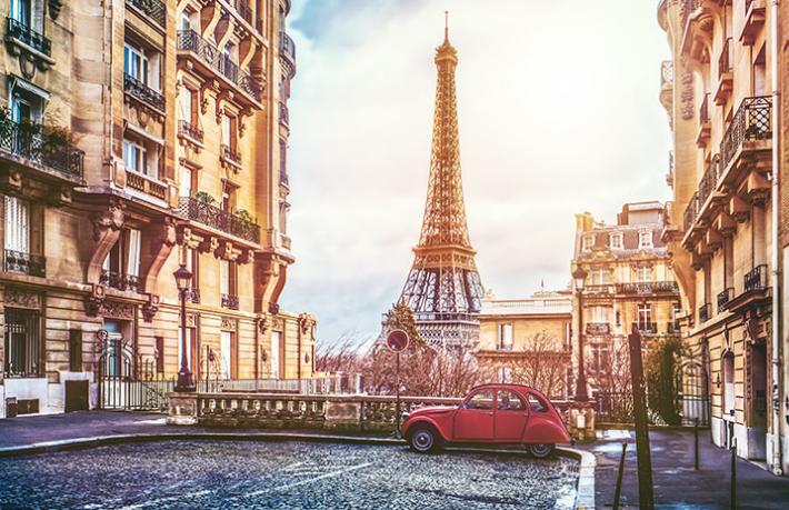 Paris'teki Türkiye Turizm Ofisi'nde Fransızca bilmeyen 9 görevli
