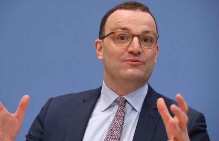 Bakan açıkladı: BioNTech aşılı Türkleri yakında turist olarak kabul edeceğiz