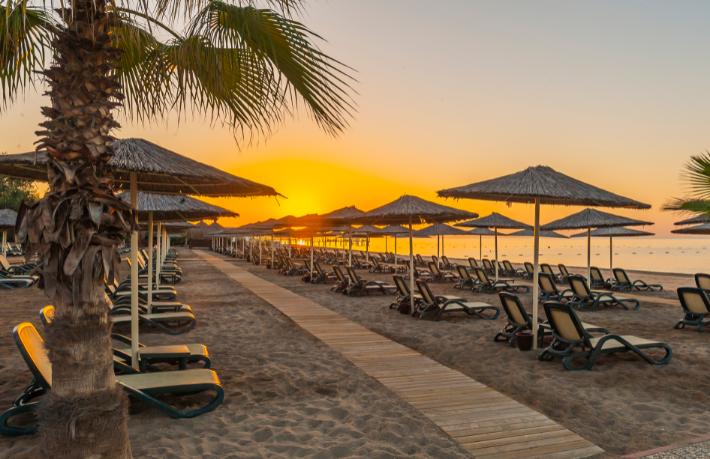 TÜRSAB Raporu durumun resmini çekti... Turist azaldı, kişi başı turizm geliri arttı