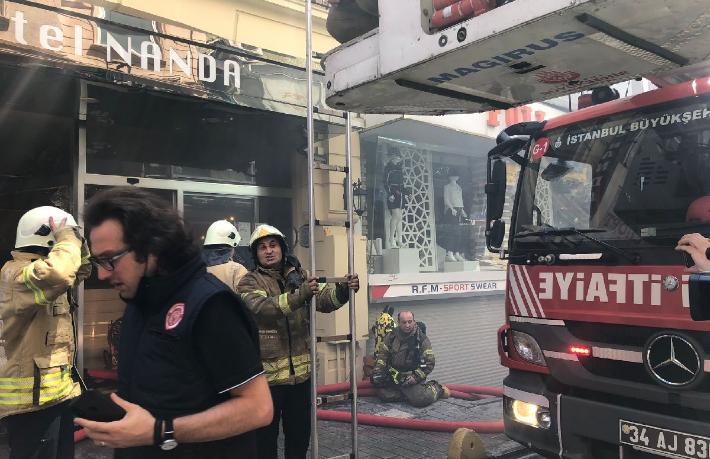 İstanbul’da otel yangını
