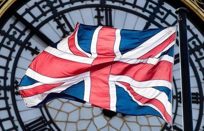 İngiltere'de normalleşme 4 hafta ertelenecek