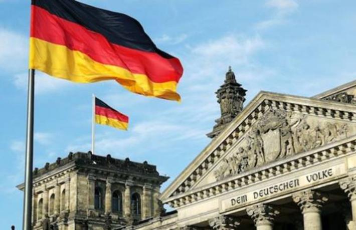 Almanya'dan Yeşil, Gri ve Diplomatik Pasaporta seyahat kısıtlaması