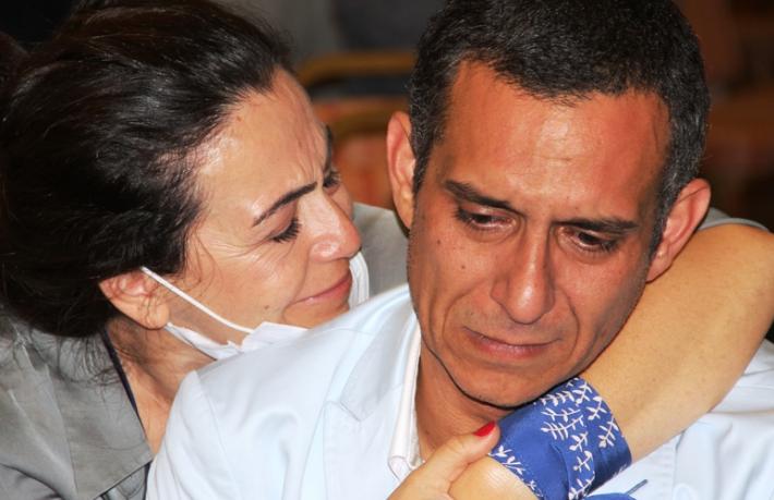 BODER’e başkan seçildi, gözyaşları sel oldu