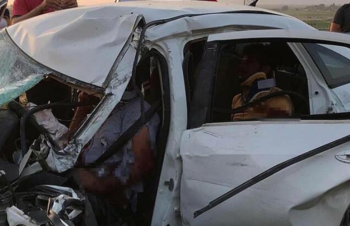 Otomobil ve turist minibüsü çarpıştı: 9 yaralı