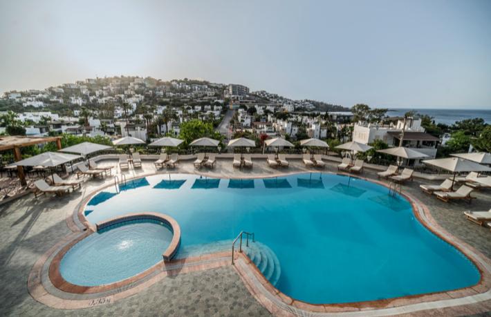 Aşısını olan Bodrum’a koşuyor