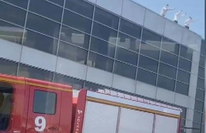 Sabiha Gökçen’de yangın paniği