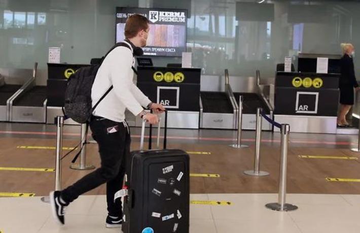 Rusya’dan aşısız gelen vatandaşlarına karantina uygulaması
