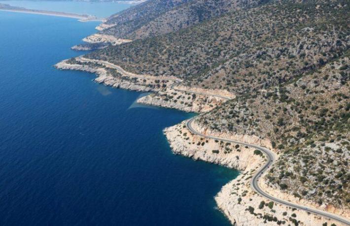 Antalya-Kaş yolu tartışmaları sürüyor... Yol, antik kentler üzerinden mi geçiyor?