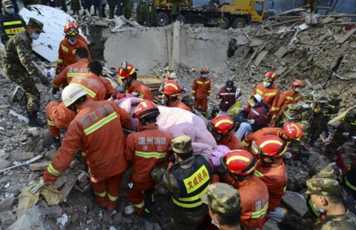 Çin'de otel çöktü... 1 ölü, 10 kişi enkaz altında