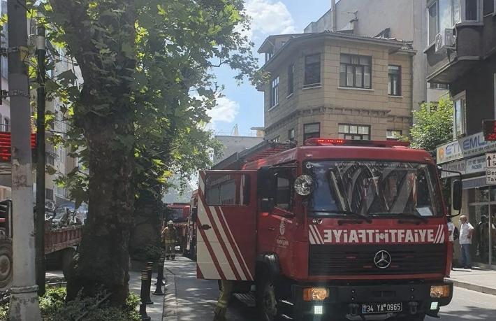 İstanbul Ortaköy'de otel yangını