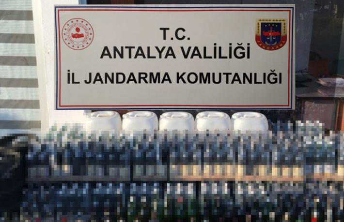 Alanya’da otelin deposuna sahte içki operasyonu