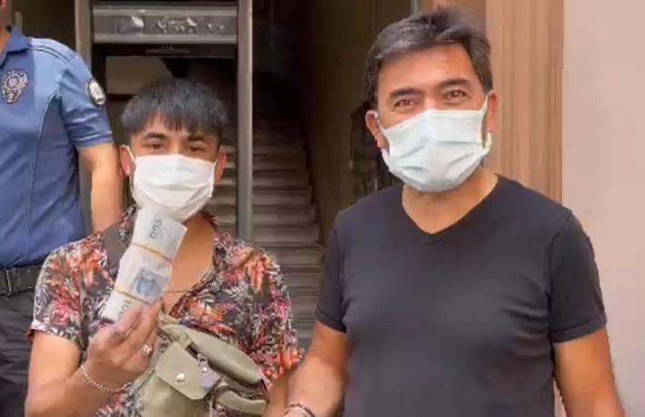 O da taksici, bu da... Turistlere karşı iki farklı taksici davranışı