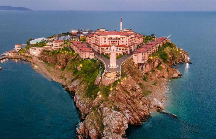 Yassıada'daki otel hizmete girdi... Gecelik fiyatı 76 Bin 277 TL