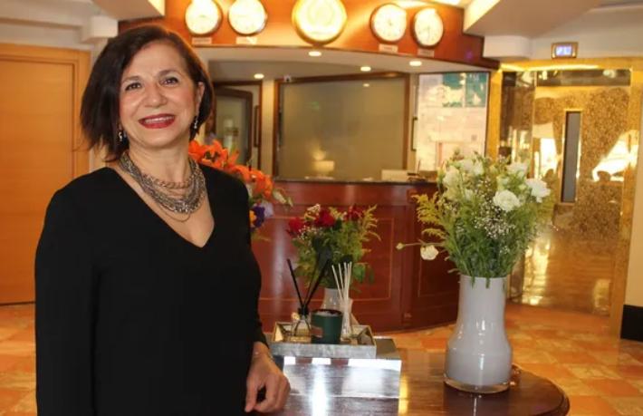 İzmir’in tarihi oteli ona emanet