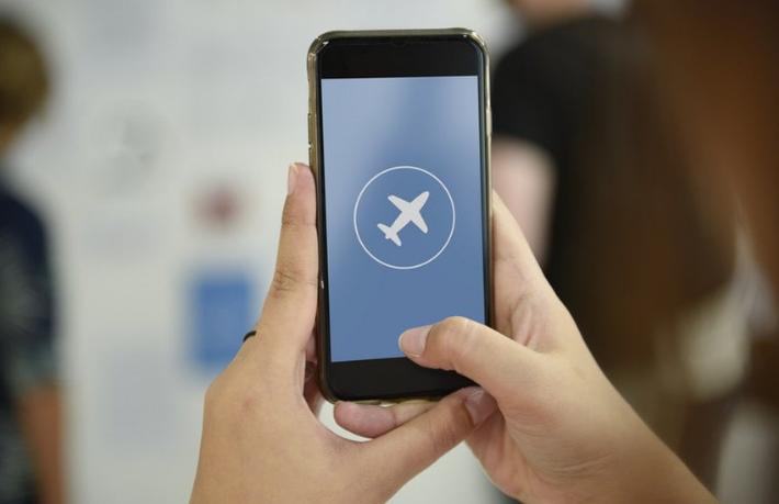 Telefonunuzu neden uçuş moduna almalısınız?