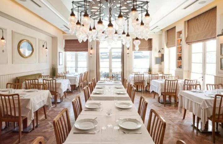 Eylülde radikal önlemler geliyor... Restoranlarda aşısızlara ayrı bölüm, AVM'lerde test zorunluluğu