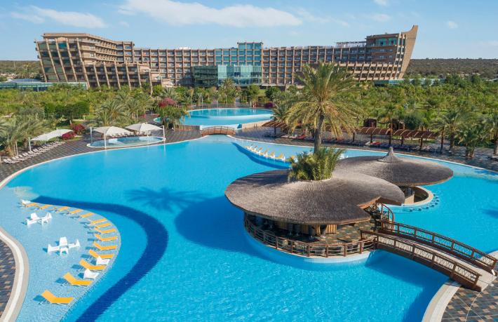 Sahte PCR testi yaktı…  Konserin verileceği otelin müdürü de tutuklandı