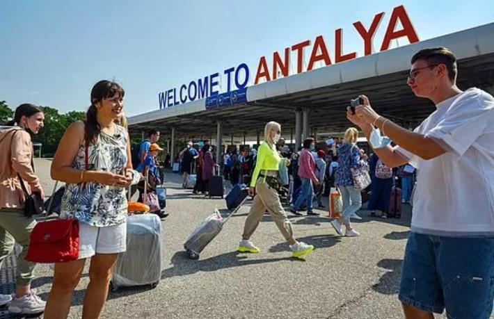 Ukrayna Antalya’ya en çok turist gönderen ikinci ülke oldu