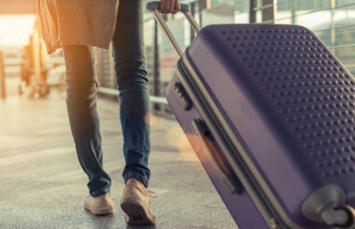 Yurt dışı turlar sahalara döndü... Aşı pasaportunu alan Türk turist havalimanına koşuyor