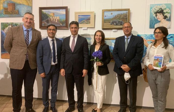 Alanya'dan Ukrayna'da tanıtım atağı... 150'ye yakın ressam Alanya'yı resmetti