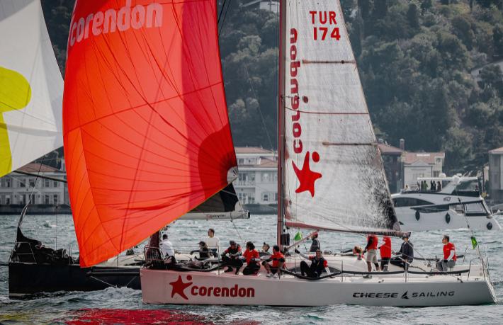 Corendon Cheese Yelken Takımı birinciliğe doymuyor