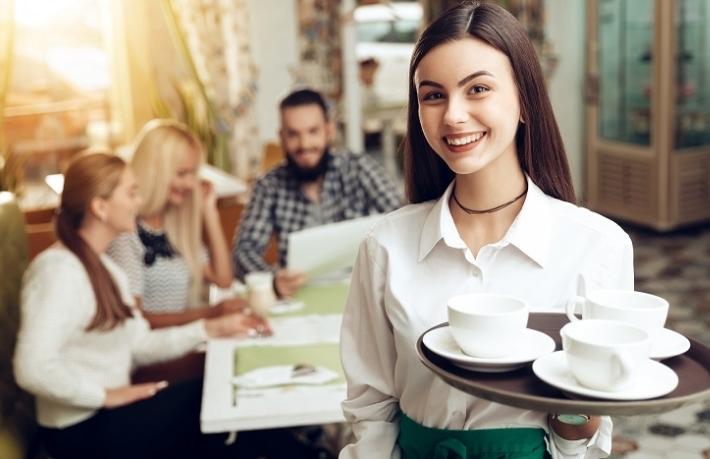 16 yaşındaki stajyerin tokat gibi sözleri... Turizm sektöründe işgücü felaketi kapıda